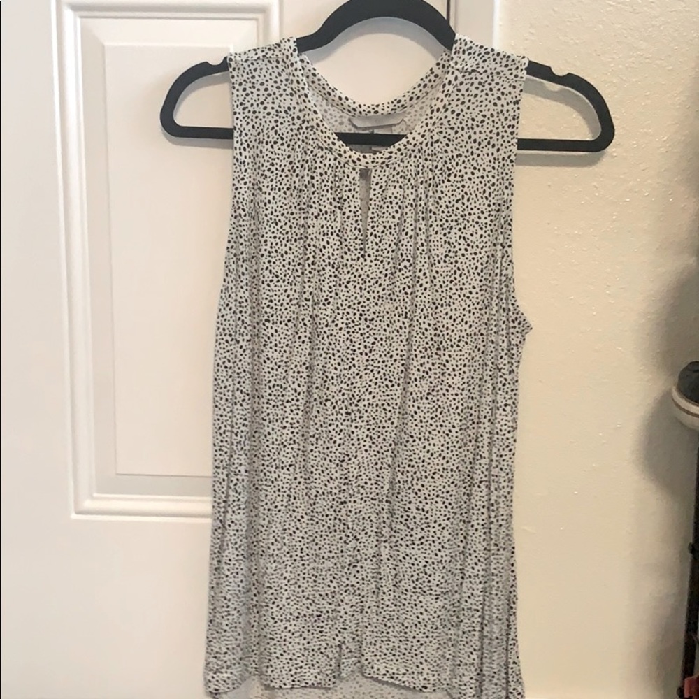 H&M white and black spotted blouse